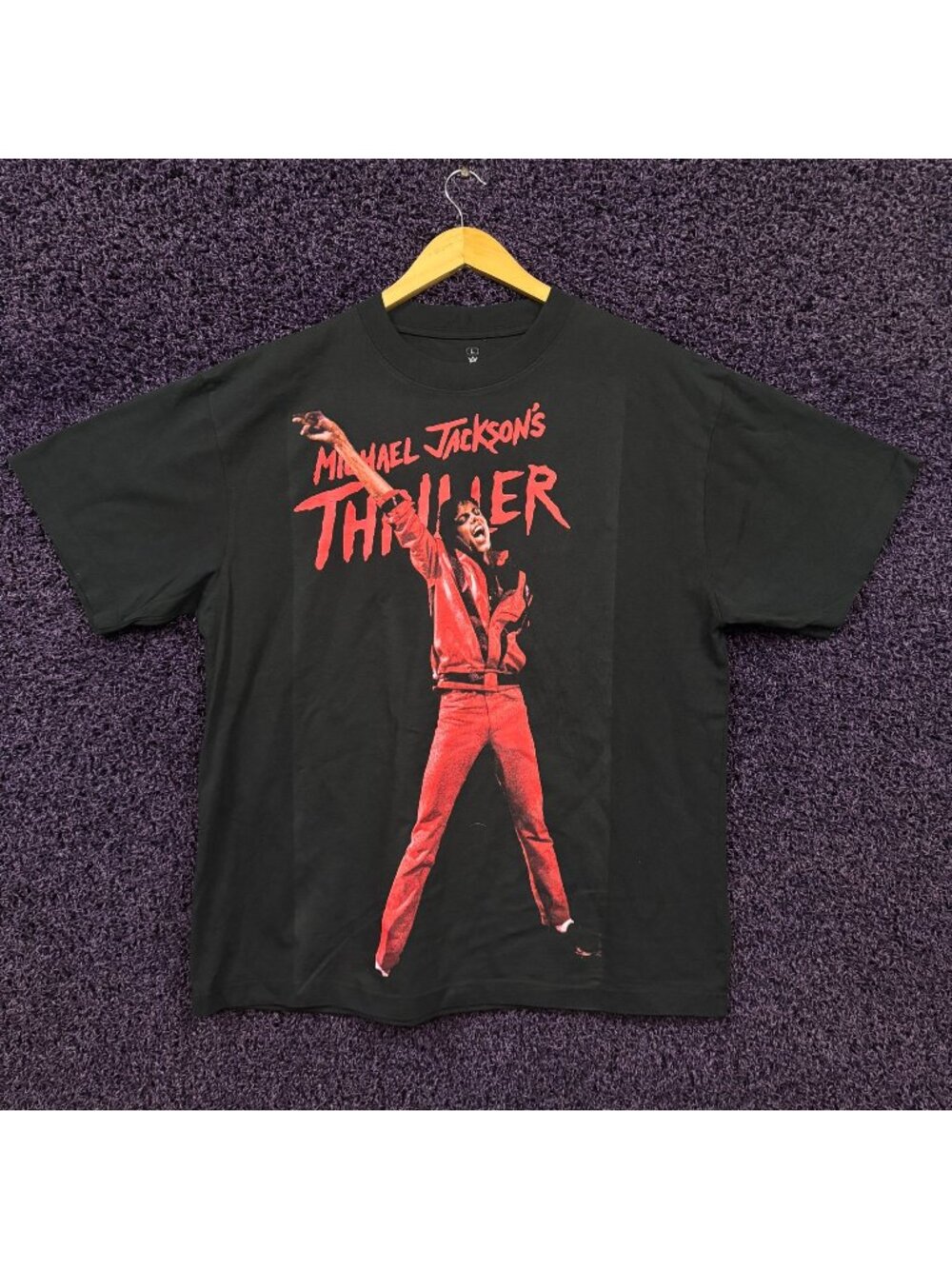 Michael Jackson Thriller Surrounded by Zombies T-Shirt Size Large